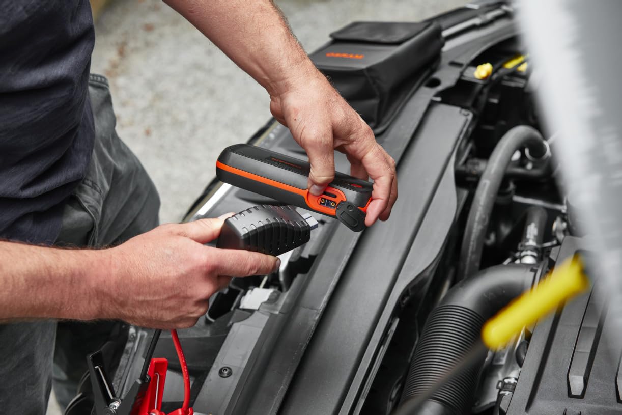 OSRAM BATTERYstart 300 1500A Starthilfe - für Motorrad/PKW bis 6L Benzin/3L Diesel